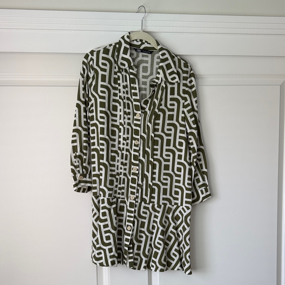Zara Green and White Patterned Dress
